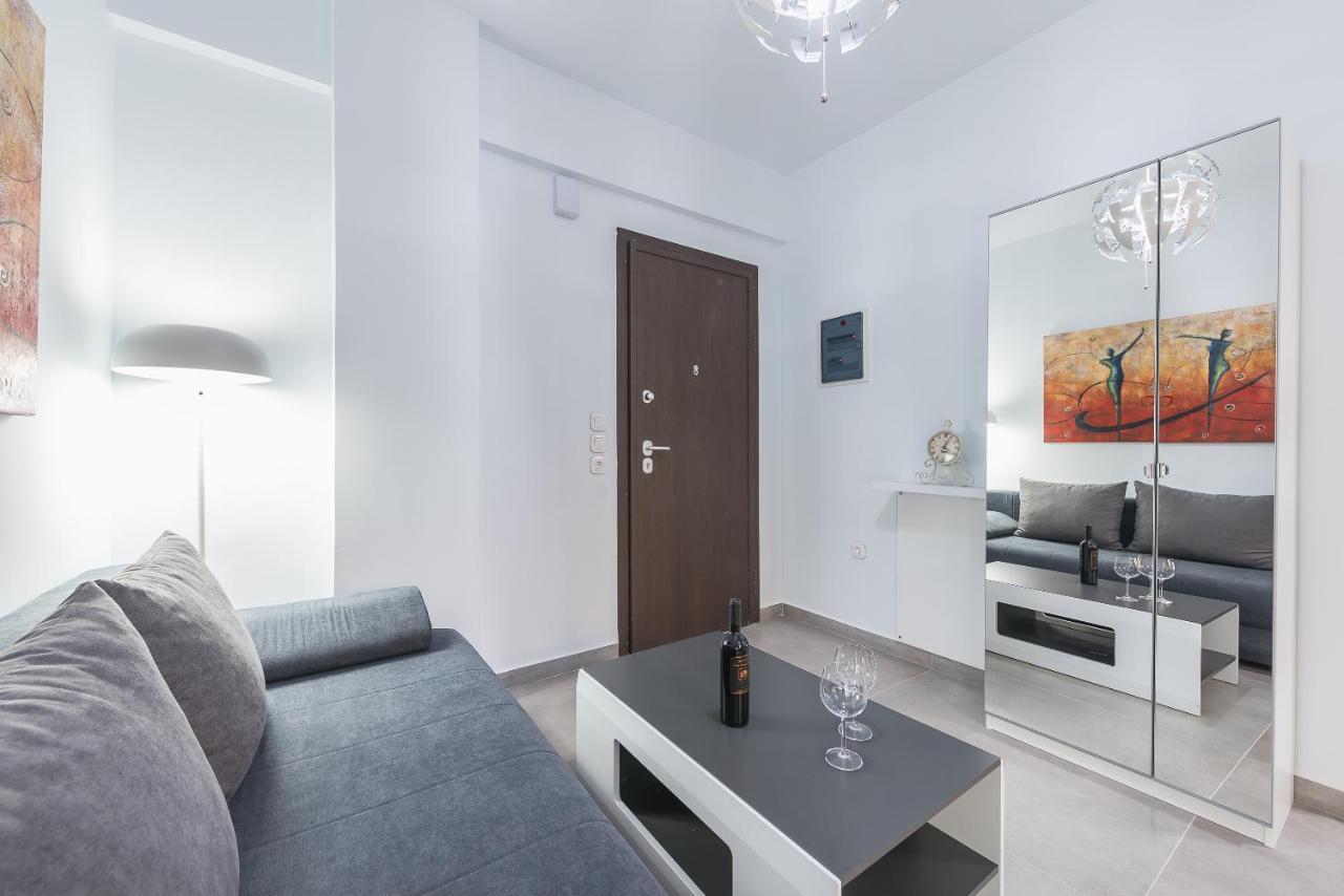 Iguana Gold Luxury Suites 1Min From Ermou Str Athens Exterior photo
